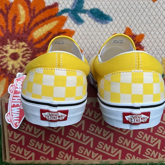 Vans Classic Slip On Checkerboard Cyber Yellow/True White Men’s sneakers - Picture 14 of 16
